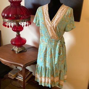 🦊 Zasica colorful wrap dress.